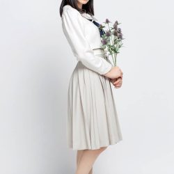 乃木坂46 5期生制服 岡本姫奈