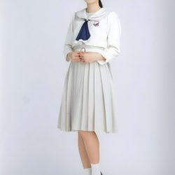 乃木坂46 5期生制服 五百城茉央